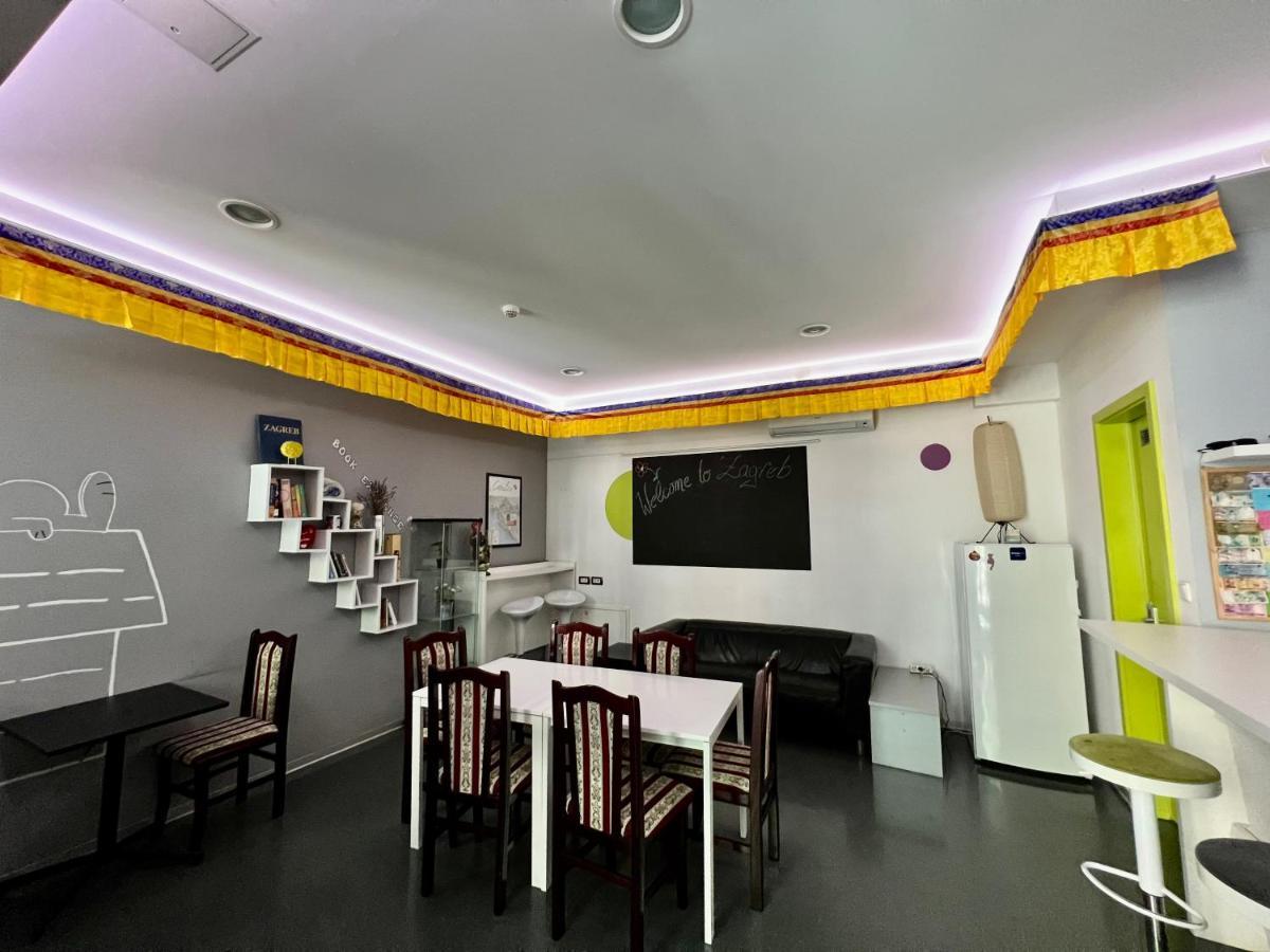 Himalayan Hostel Zagreb Extérieur photo