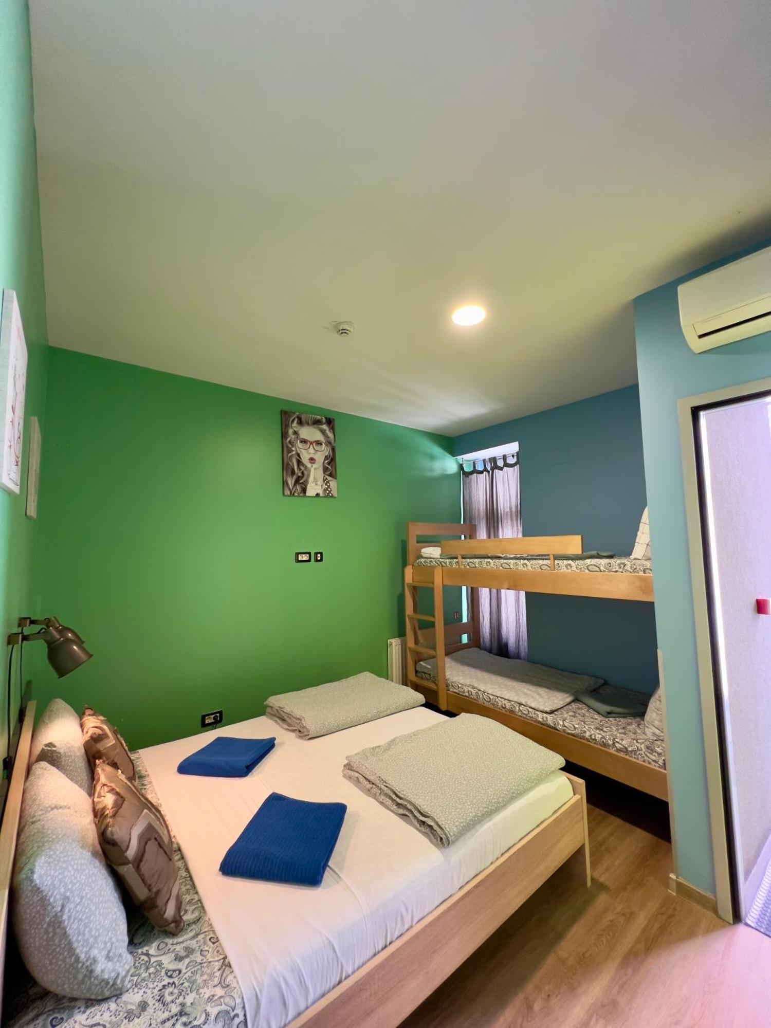 Himalayan Hostel Zagreb Extérieur photo