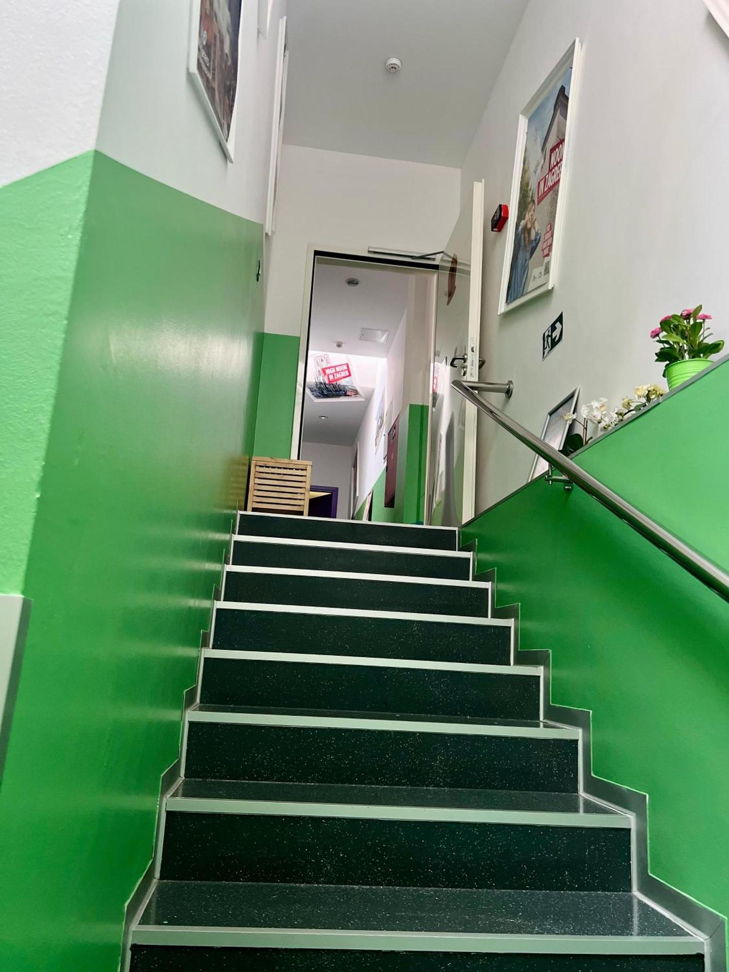 Himalayan Hostel Zagreb Extérieur photo